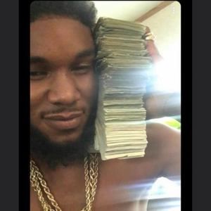 Meet your Posher, Felicity